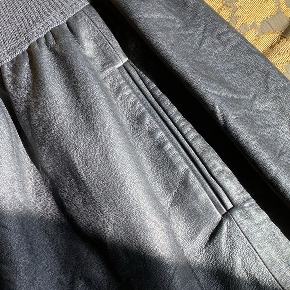 Theory Lamb Leather Mini Skirt - Picture 4 of 6